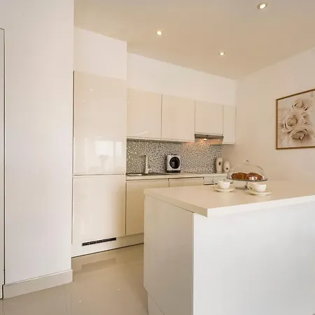 Urban Luxury Apartamento *