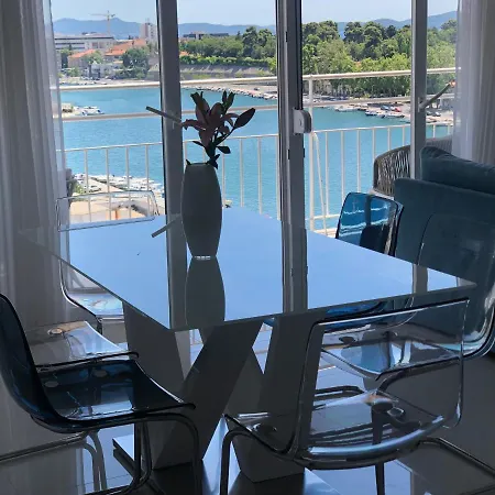 Urban Luxury Apartamento